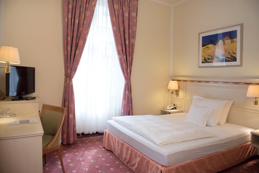 Parkhotel Bad Homburg Bad Homburg vor der Höhe Eksteriør bilde