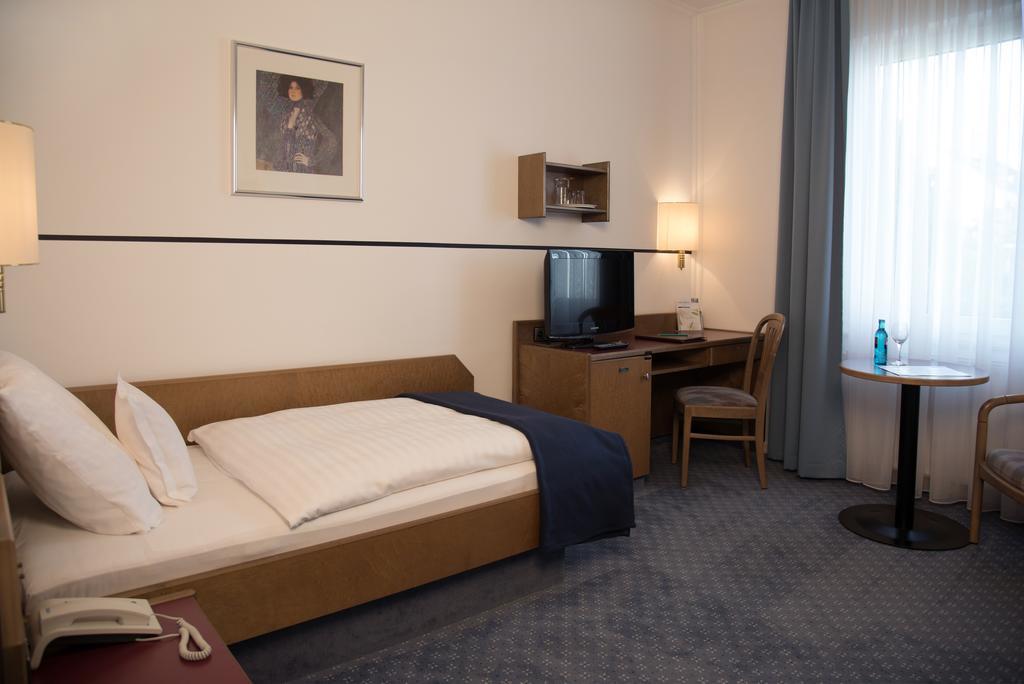 Parkhotel Bad Homburg Bad Homburg vor der Höhe Eksteriør bilde