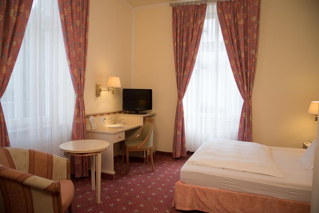Parkhotel Bad Homburg Bad Homburg vor der Höhe Eksteriør bilde